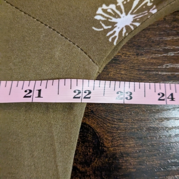 Unbranded Dandelion Tee - Picture 3 of 5